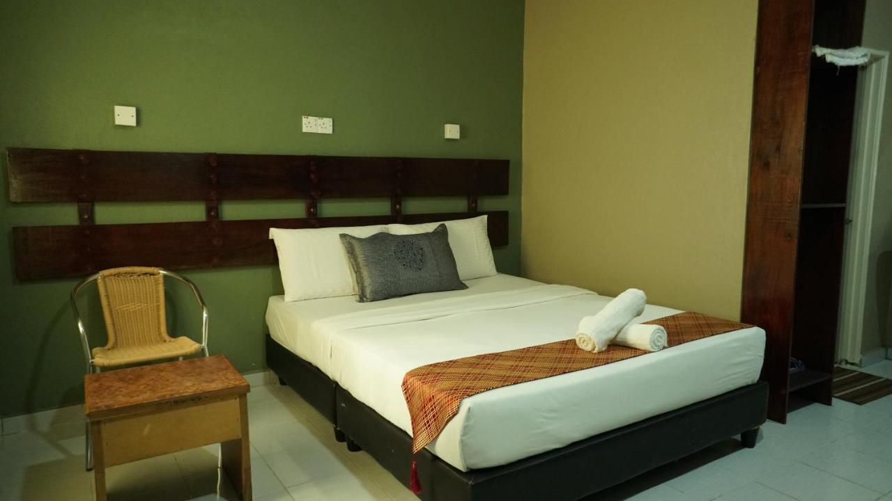 Pondok Muara Chalet Pantai Cenang  Exteriör bild