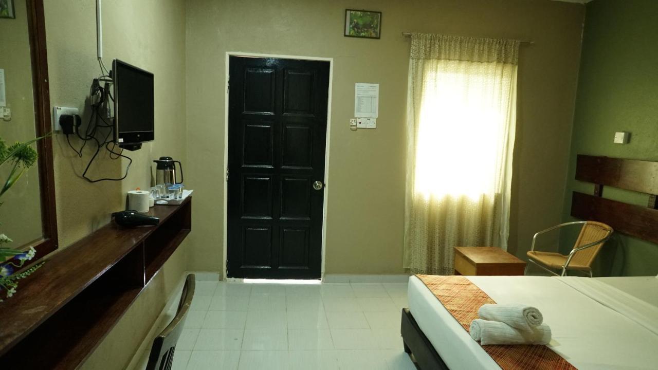 Pondok Muara Chalet Pantai Cenang  Exteriör bild