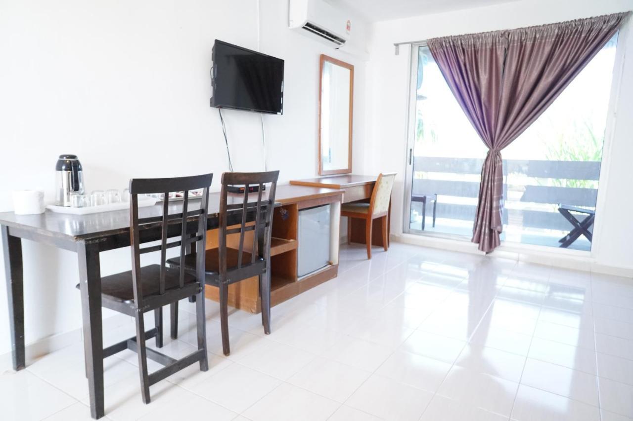 Pondok Muara Chalet Pantai Cenang  Exteriör bild